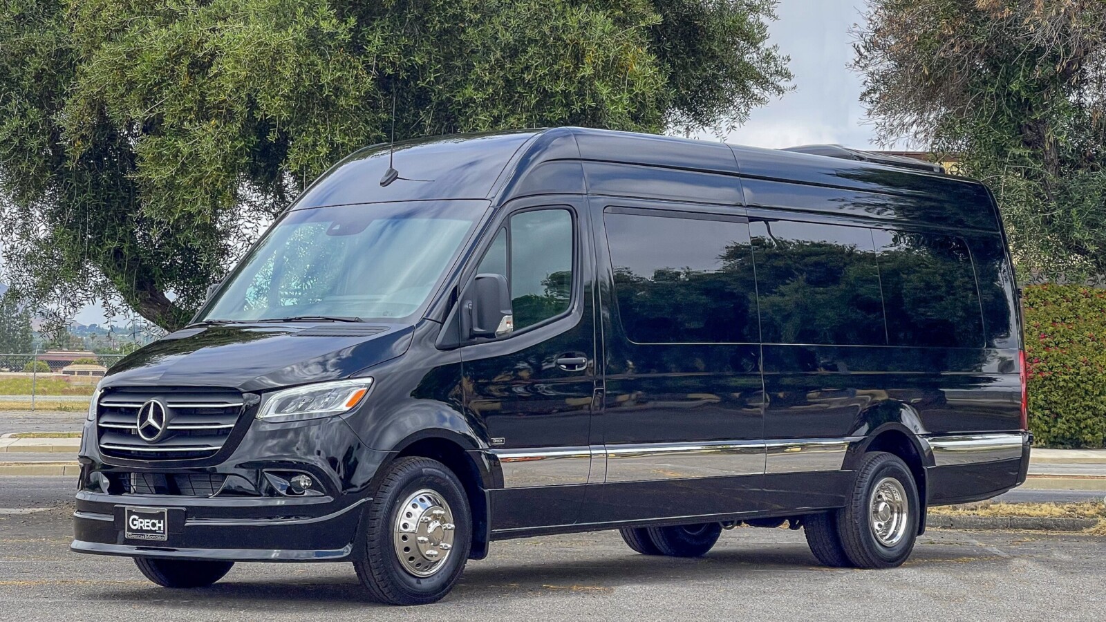 2025  Executive Shuttle Sprinter Black 13 Passenger