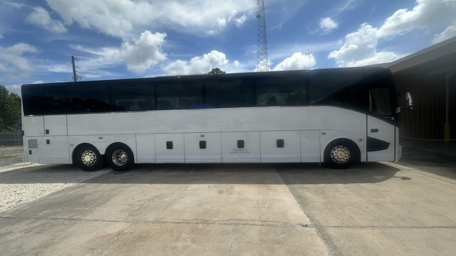 2017 Van Hool  CX45